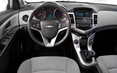 chevrolet-2012-chevrolet-cruze-eco-dash-of-2012-chevrolet-cruze-eco_4678.jpg