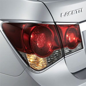 GM_CHEVY_HOLDEN_CRUZE_REAR_LAMP_GARNISH_S.jpg