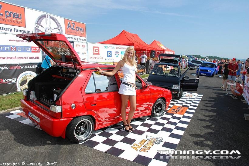 moody-9-tuning-extreme-show-0024.jpg