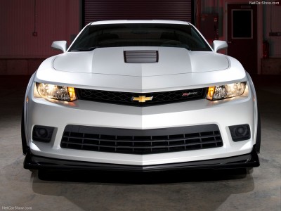 Chevrolet-Camaro_Z28_2014_01.jpg