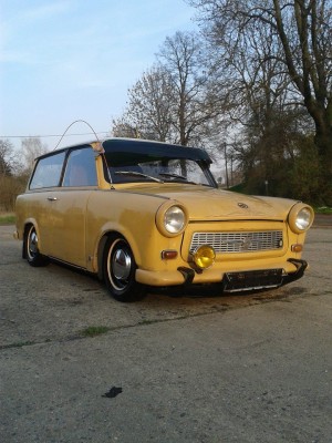 zlty trabant.jpg