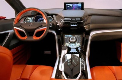 Mitsubishi-XR-PHEV-II-concept-car-interior-driver.jpg