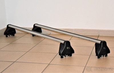 110357734.jpg (46.72 KiB) Zobrazeno 9237 x Originál Chevrolet střešní nosič