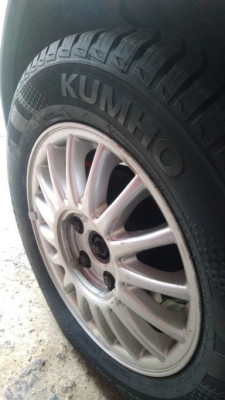 kumho.jpg