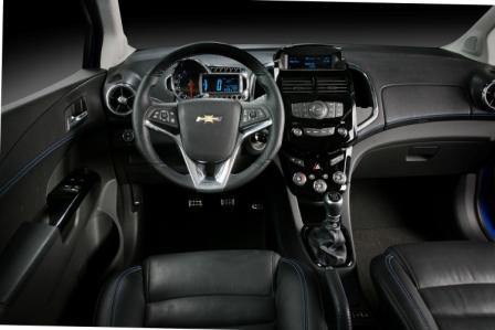 New Aveo RS_Interior2_comp.jpg