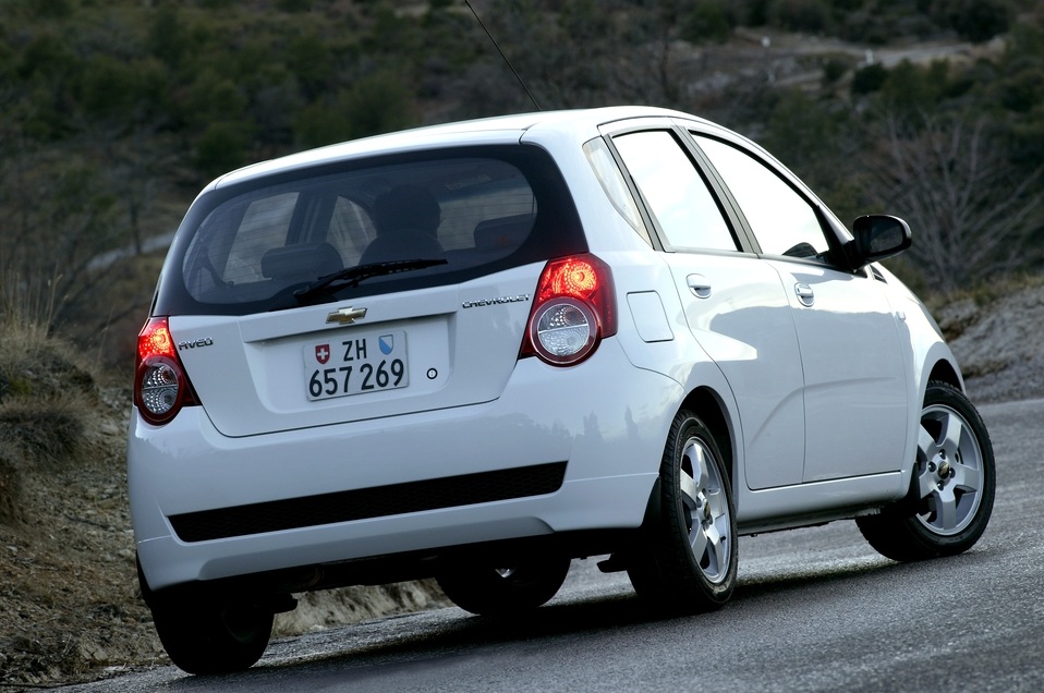 Chevrolet Aveo 5dv 1.jpg