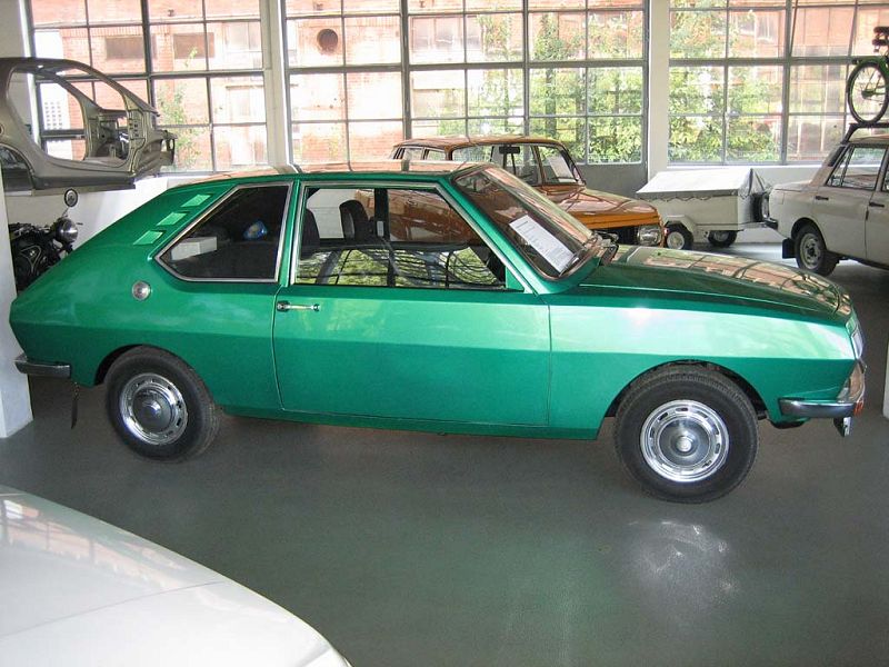 wartburg_355_02.jpg